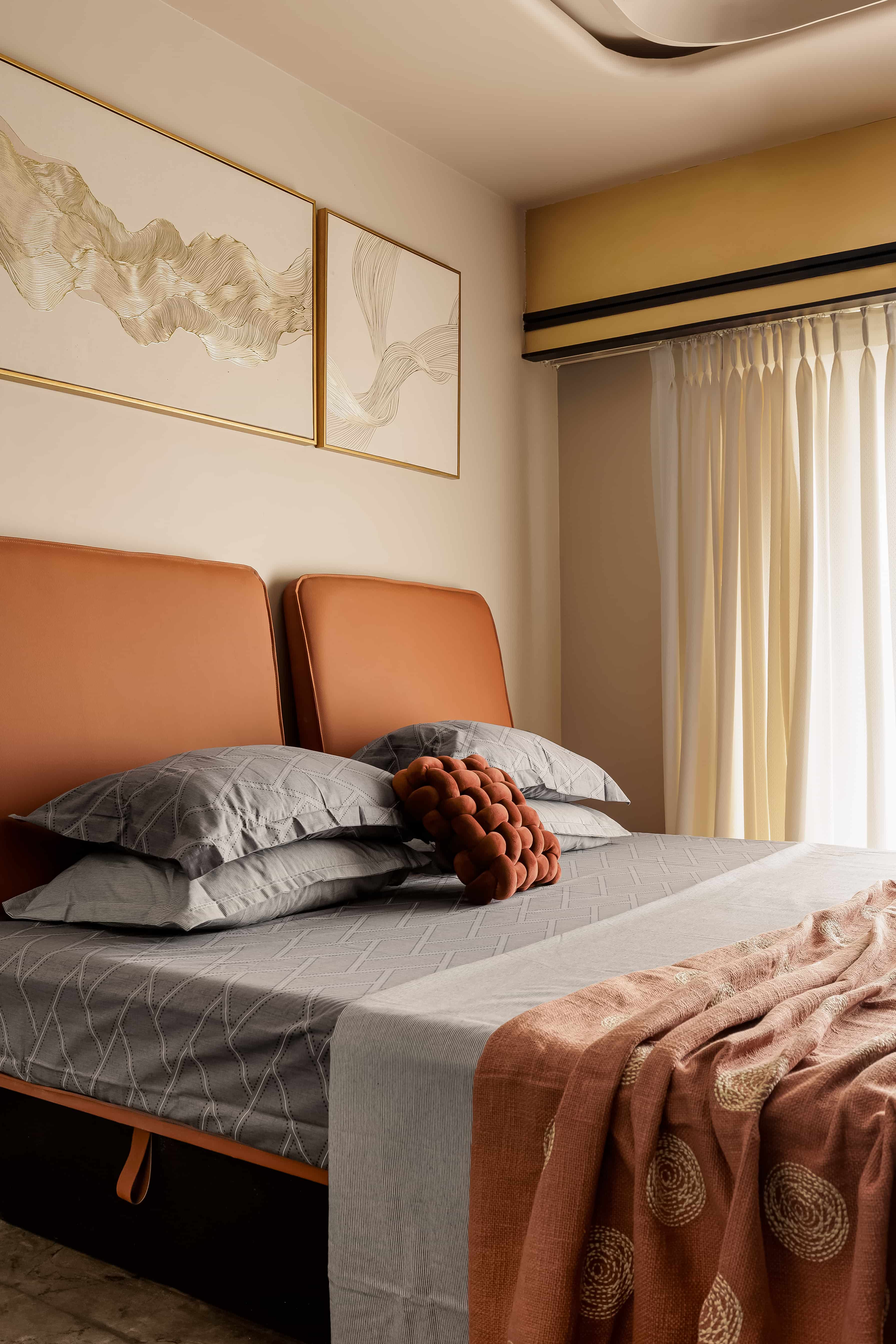 Eclipse marble suite by Avvigupta Designings